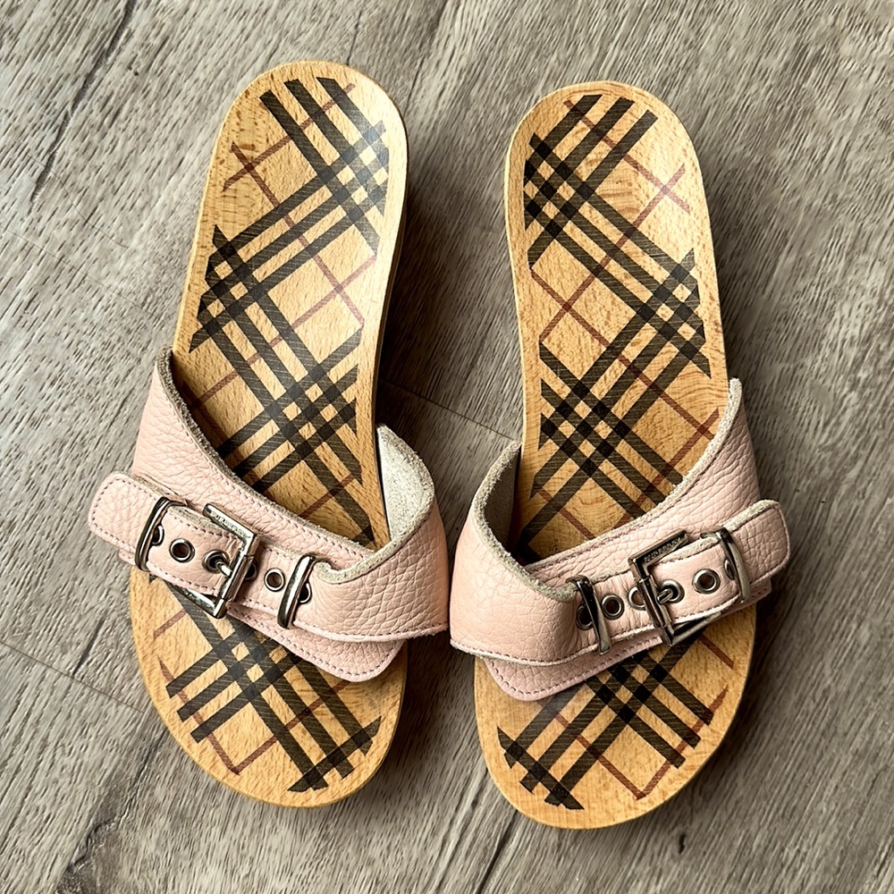 Burberry slides size 36 pink